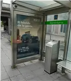 Mupi en Abandoibarra – Zubiarte, Bilbao Mupi junto a Zubiarte y Abandoibarra en Bilbao